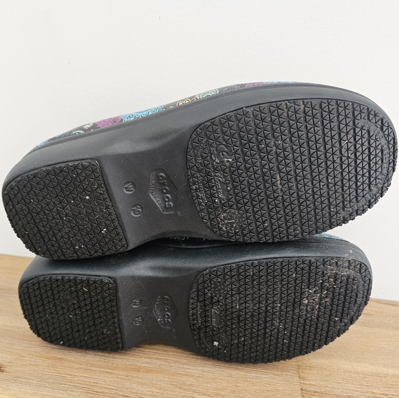 CROCS Neria Pro II Graphic Slip On Clogs - Picture 8 of 10